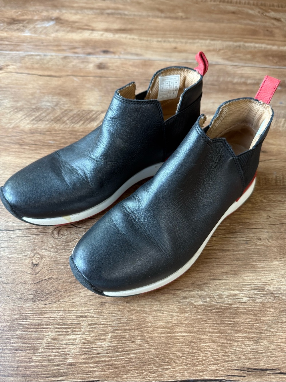 Vionic Black Leather Boots with Red Pull Tabs